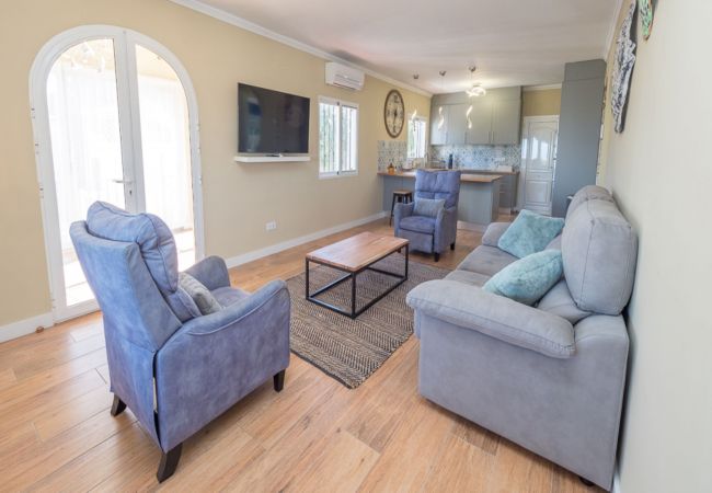 Villa à Orba - Villa Leonie, piscine privée, jacuzzi, 8p Villa à Orba - Villa Leonie, piscine privée, jacuzzi, 8p