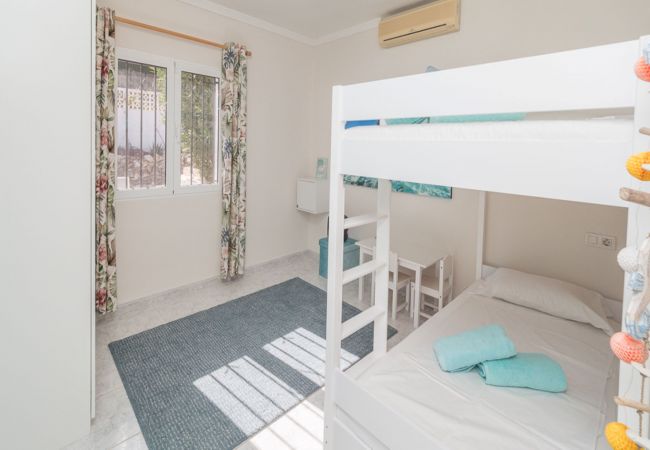 Villa à Orba - Villa Leonie, piscine privée, jacuzzi, 8p Villa à Orba - Villa Leonie, piscine privée, jacuzzi, 8p