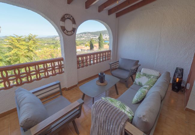 Villa à Orba - Villa Leonie, piscine privée, jacuzzi, 8p Villa à Orba - Villa Leonie, piscine privée, jacuzzi, 8p