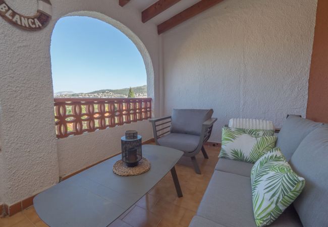 Villa à Orba - Villa Leonie, piscine privée, jacuzzi, 8p Villa à Orba - Villa Leonie, piscine privée, jacuzzi, 8p