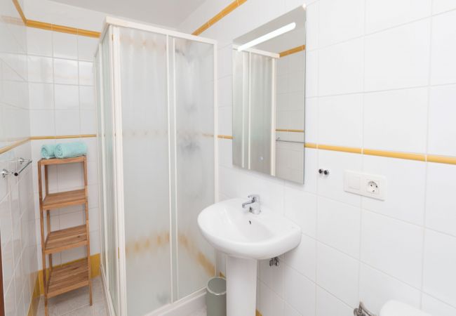 Villa à Orba - Villa Leonie, piscine privée, jacuzzi, 8p Villa à Orba - Villa Leonie, piscine privée, jacuzzi, 8p