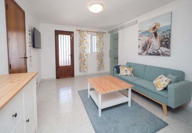 Villa à Orba - Villa Leonie, piscine privée, jacuzzi, 8p Villa à Orba - Villa Leonie, piscine privée, jacuzzi, 8p