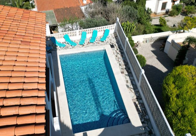 Villa à Orba - Villa Leonie, piscine privée, jacuzzi, 8p Villa à Orba - Villa Leonie, piscine privée, jacuzzi, 8p