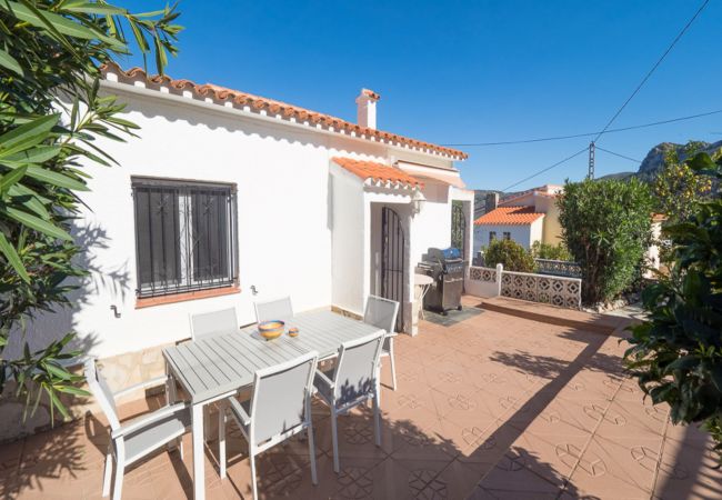 Villa à Orba - Villa Leonie, piscine privée, jacuzzi, 8p Villa à Orba - Villa Leonie, piscine privée, jacuzzi, 8p