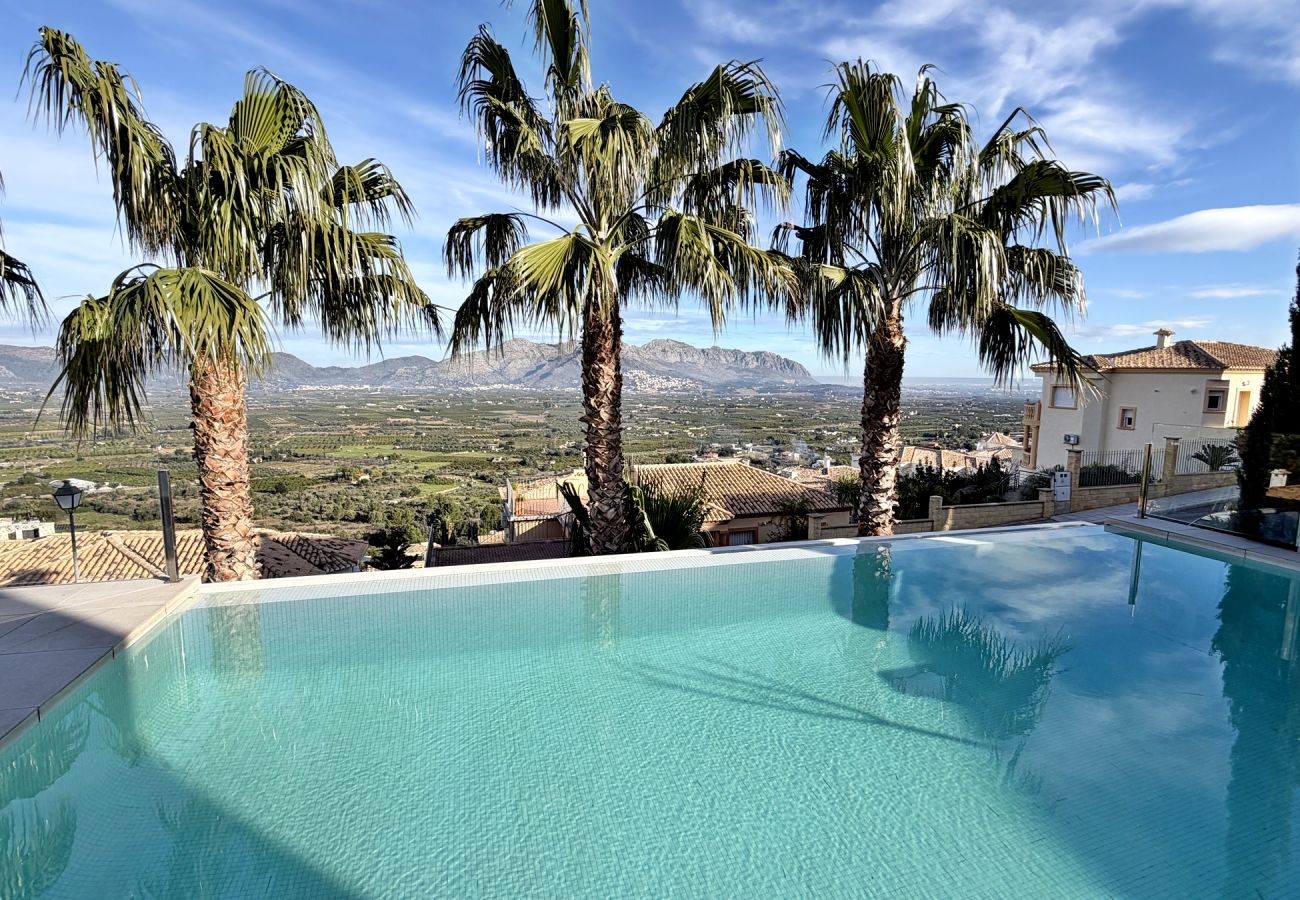 Villa in Orba - Villa Titulabo, 6p, Privatpool